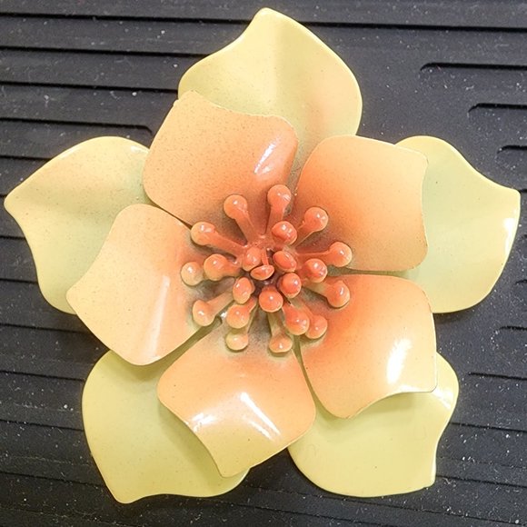 Brooch & Earrings - Vintage Painted Metal, Yellow & Orange, NWT  💛🧡 - Picture 4 of 12